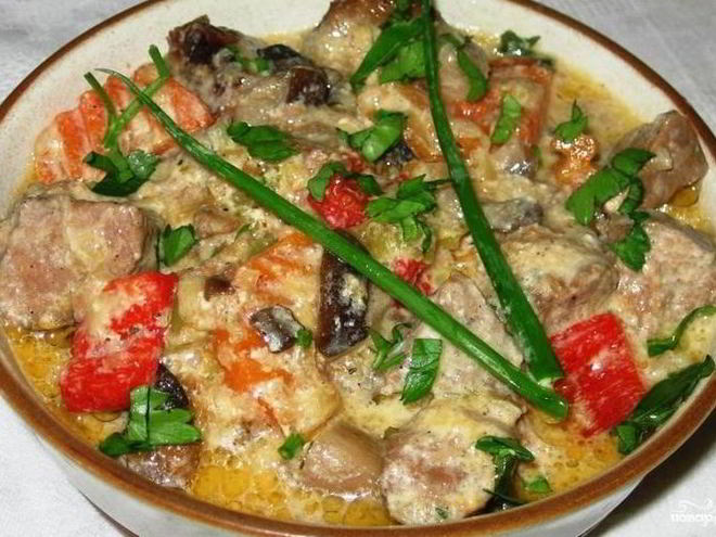 Рецепт гуляша из говядины с грибами