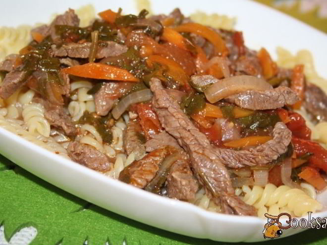 Рецепт гуляша из говядины с кинзой