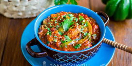 Гуляш из индейки