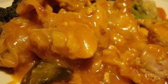 Гуляш из кролика с подливкой