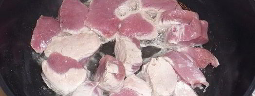 гуляш из свинины с шампиньонами. Шаг 5