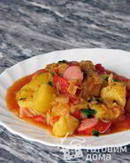 Картофельный гуляш с венскими сосисками
