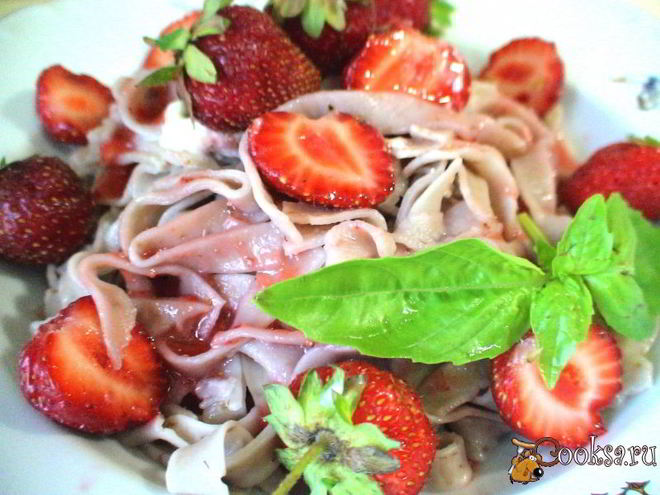 Рецепт клубничной лапши