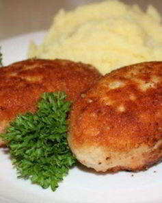 Котлеты из куриного фарша со сливочным маслом
