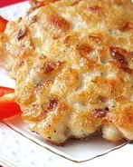 Рубленые куриные котлеты с сыром