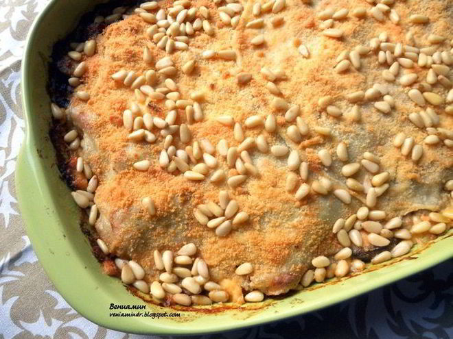 Рецепт блинной лазанья с шампиньонами и луком-пореем