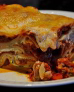 Лазанья с фаршем и помидорами