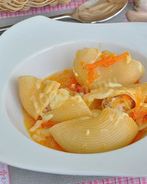 Фаршированные макароны на сковороде