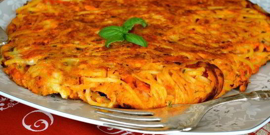 Фриттата из спагетти