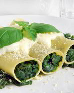 Каннеллони с начинкой из шпината и сыра