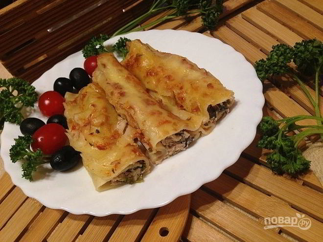 Рецепт каннеллонь с тунцом в помидорном соусе