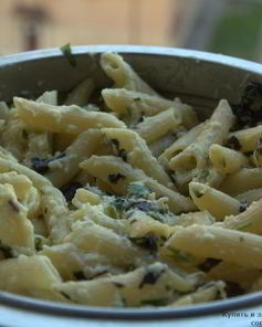 Макароны пенне с яичным соусом