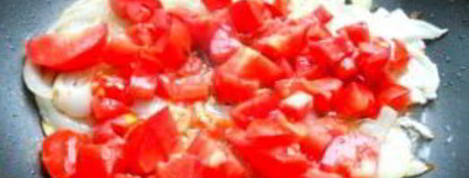 макароны с сардельками в томатном соусе. Шаг 3