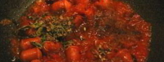 макароны с сардельками в томатном соусе. Шаг 4