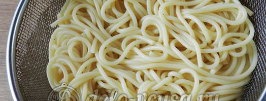 макароны с томатным соусом и маслинами. Шаг 14