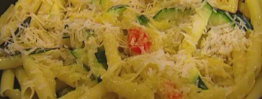 макароны с цукини, пармезаном и розмарином. Шаг 11
