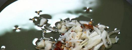 паста с зеленым горошком и тунцом. Шаг 3