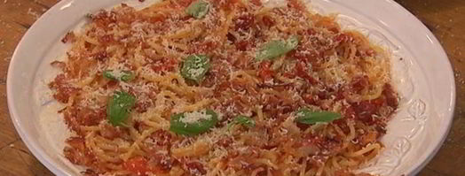 спагетти с помидорами и беконом. Шаг 10