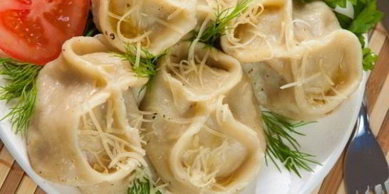 Манты с кабачком и мясом