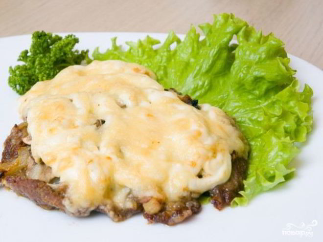 Рецепт мяса по-французски из говядины в мультиварке