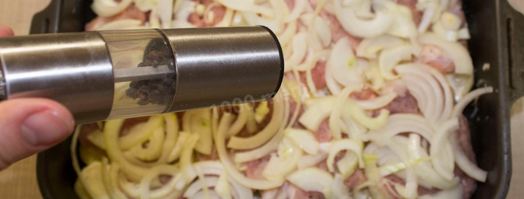 мясо по-французски классически в духовке с картошкой. Шаг 14