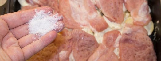 мясо по-французски классически в духовке с картошкой. Шаг 10