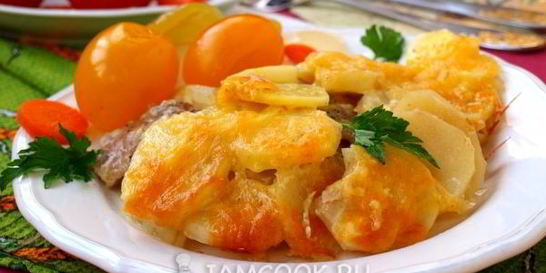 Мясо по-французски с картофелем