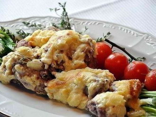 Рецепт мяса по-французски со сливками и пармезаном