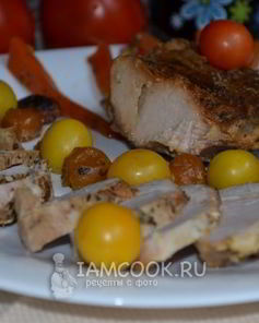 Буженина с овощами и алычой