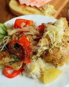 Курица с рисом и овощами в фольге