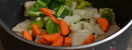 мясо с овощами в мультиварке. Шаг 5