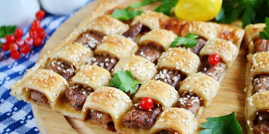 Мясо в тесте Шахматная доска