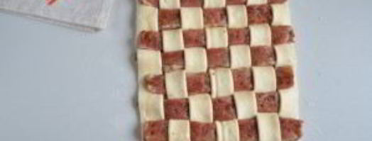 мясо в тесте шахматная доска. Шаг 10