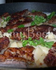 Отбивные из свинины с грибным гарниром