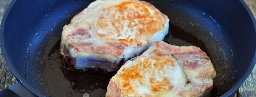 свиные антрекоты в фольге в духовке. Шаг 4