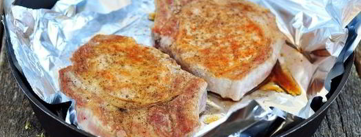 свиные антрекоты в фольге в духовке. Шаг 6