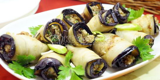 Баклажаны с грецкими орехами по-грузински