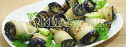 баклажаны с грецкими орехами по-грузински. Шаг 13