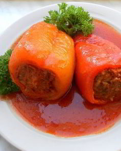 Фаршированный перец с фаршем и рисом