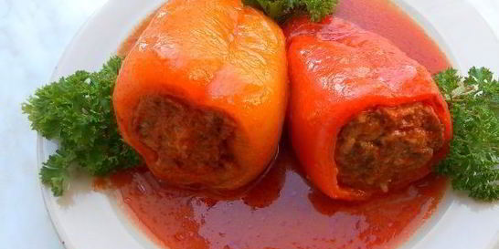 Фаршированный перец с фаршем и рисом