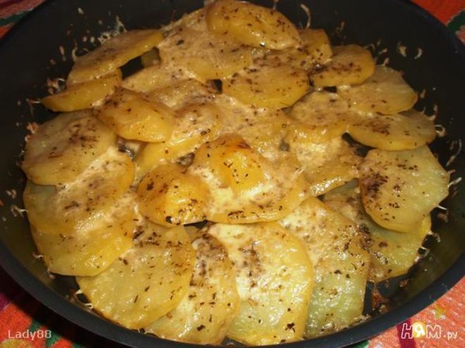 Рецепт картофеля, запеченного с сыром