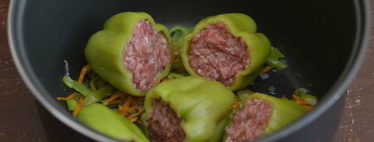 перец фаршированный в мультиварке. Шаг 7