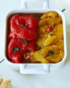 Перец, запеченный в оливковом масле