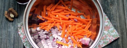 тушеная капуста с грецкими орехами. Шаг 3