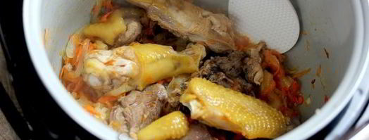 тушеная капуста с курицей в мультиварке. Шаг 7