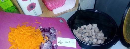 тушеный картофель с мясом в мультиварке. Шаг 3