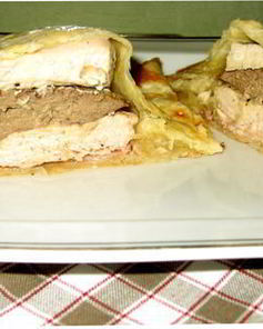 Конверты с куриной грудкой, печенью и беконом