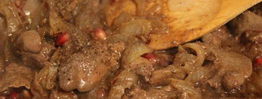 куриная печень с гранатом и кунжутным соусом. Шаг 6