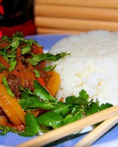 Куриная печень с овощами по-китайски