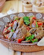 Куриная печень с шампиньонами